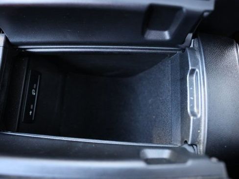 Used 2022 Mercedes-Benz GLC 300 4MATIC image 35