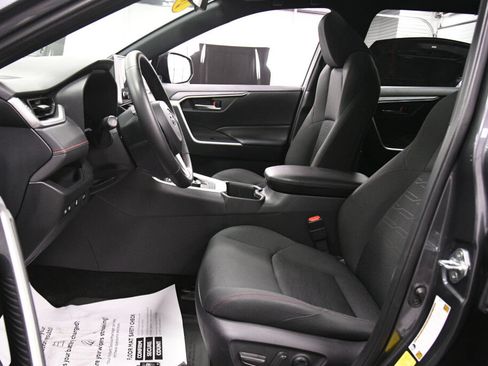 Used 2023 Toyota RAV4 SE w/ Weather & Moonroof Package AWD/4WD image 10