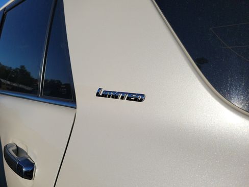 Used 2016 Toyota 4Runner Limited image 22