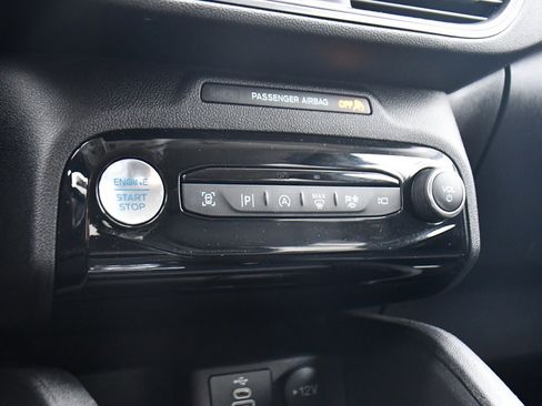 Used 2024 Ford Escape Platinum image 29