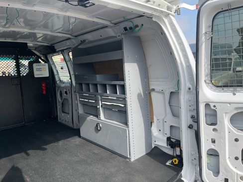 Used 2013 Ford E-150 and Econoline 150 image 11