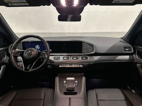 Used 2025 Mercedes-Benz GLE 350 4MATIC image 8