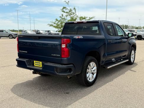 Used 2023 Chevrolet Silverado 1500 Custom AWD/4WD image 6