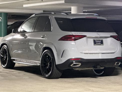 New 2026 Mercedes-Benz GLE 580 4MATIC image 3
