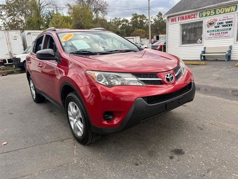 Used 2014 Toyota RAV4 LE image 4