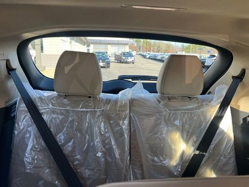 New 2025 Acura MDX SH-AWD image 15