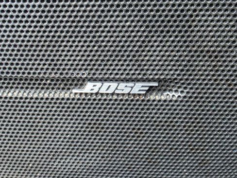 Used 2012 GMC Acadia Denali image 22