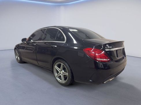 Used 2016 Mercedes-Benz C 300 Sport image 4