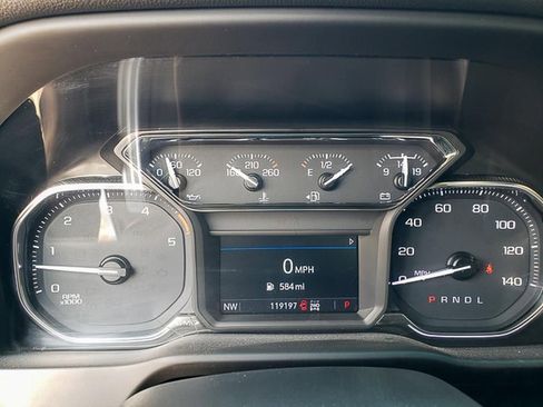 Used 2023 GMC Sierra 2500 SLT w/ SLT Convenience Package image 21