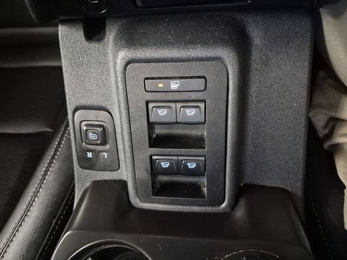 Used 2025 Ford Bronco Badlands w/ Sasquatch Package AWD/4WD image 25