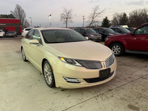Used 2016 Lincoln MKZ w/ Equipment Group 300A Reserve image 2
