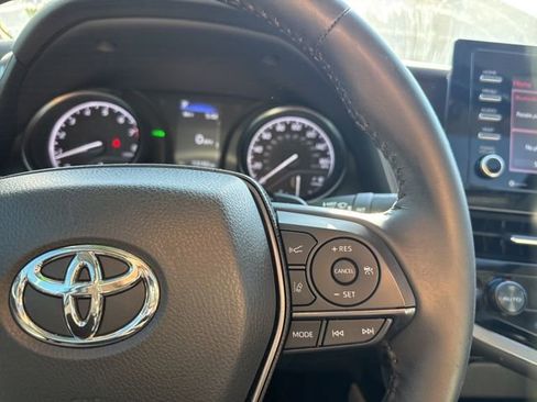 Used 2024 Toyota Camry SE w/ Convenience Package image 14