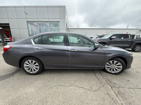 Used 2015 Honda Accord EX-L image 2