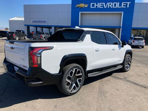 New 2025 Chevrolet Silverado EV RST image 7