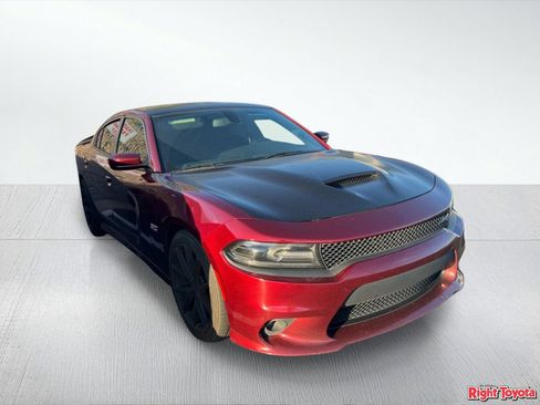 Used 2018 Dodge Charger R/T Scat Pack w/ Beats Audio Group RWD image 5