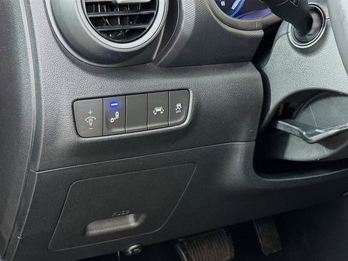 Used 2018 Hyundai Kona SEL w/ SEL Tech Package 02 image 10