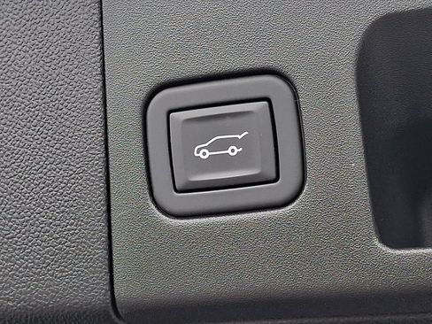 Certified 2023 Cadillac XT5 Luxury AWD/4WD image 24
