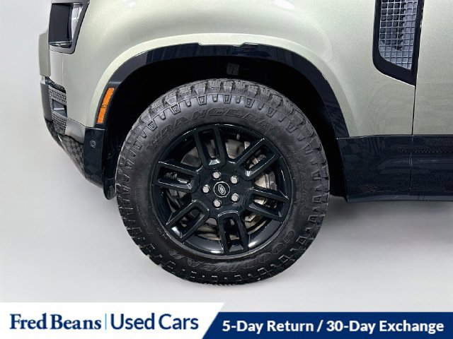 Used 2022 Land Rover Defender 110 X-Dynamic HSE AWD/4WD image 39