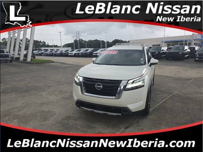 Used 2024 Nissan Pathfinder SL