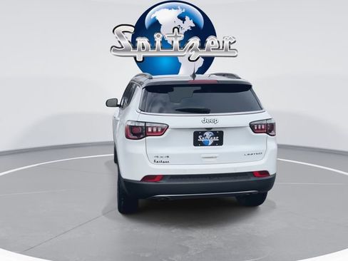 Used 2023 Jeep Compass Limited image 8