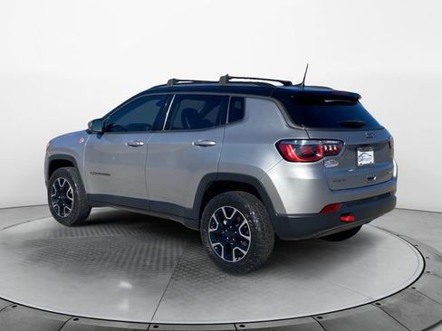 Used 2019 Jeep Compass Trailhawk image 3