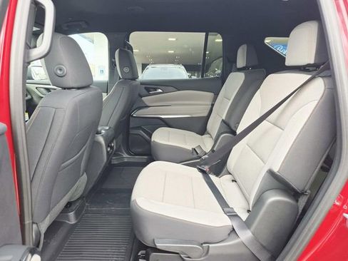 New 2026 Chevrolet Traverse LT w/ Midnight/Sport Edition AWD/4WD image 9