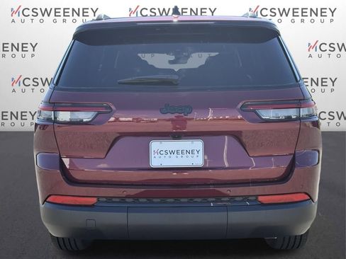 New 2025 Jeep Grand Cherokee L Altitude image 4