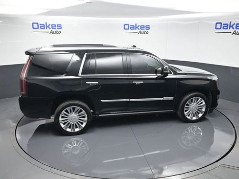 Used 2020 Cadillac Escalade Platinum AWD/4WD image 58