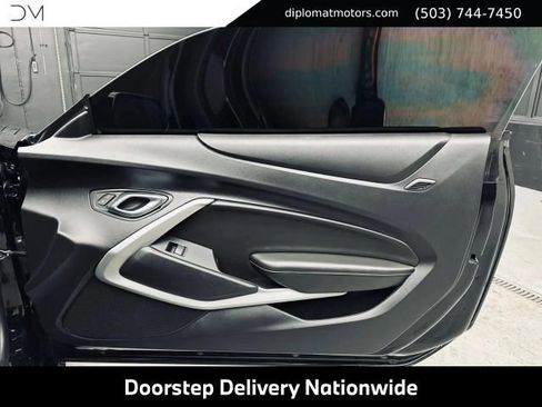 Used 2018 Chevrolet Camaro SS RWD image 25