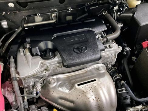 Used 2015 Toyota RAV4 Limited w/ Technology Package image 31