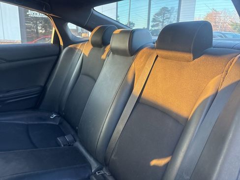 Used 2019 Honda Civic Sport image 4