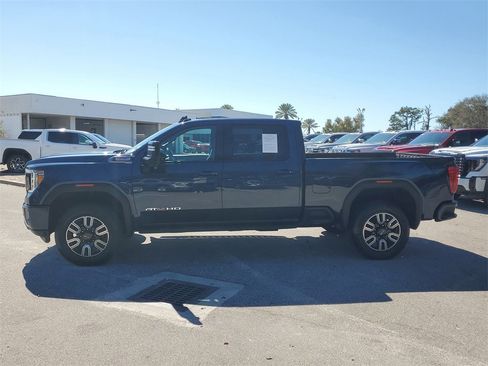 Certified 2022 GMC Sierra 2500 AT4 w/ AT4 Preferred Package image 6