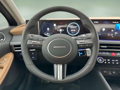 New 2025 Hyundai Sonata Limited image 12