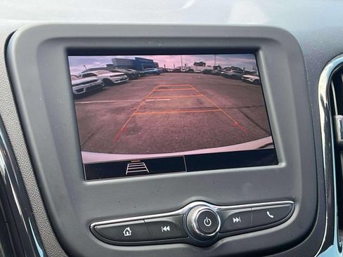 Used 2024 Chevrolet Equinox RS FWD image 34