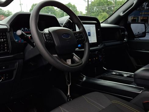 Used 2025 Ford F150 STX w/ Equipment Group 200A AWD/4WD image 15