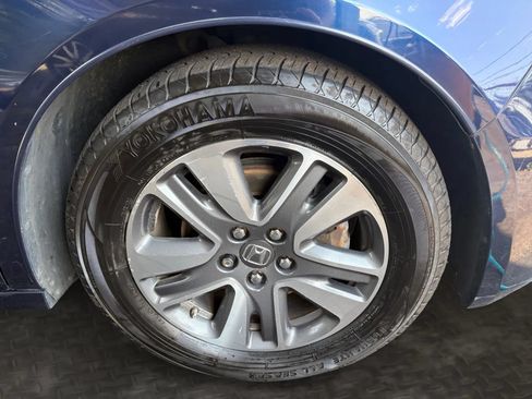 Used 2016 Honda Odyssey Touring Elite image 40