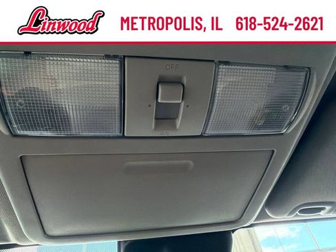 Used 2023 Nissan Frontier SV w/ SV Convenience Package AWD/4WD image 31