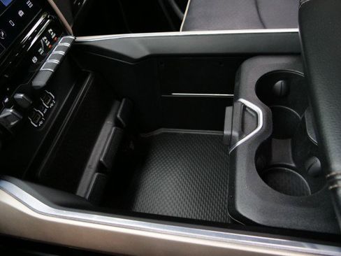 Used 2024 RAM 3500 Laramie image 17