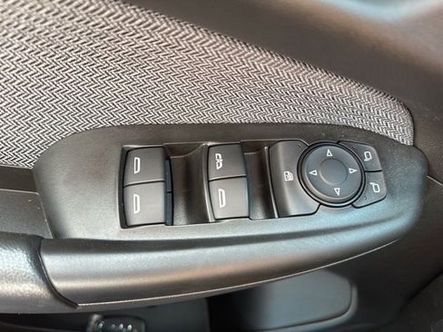 Used 2024 Chevrolet TrailBlazer LT w/ LT Cold Weather Package image 19