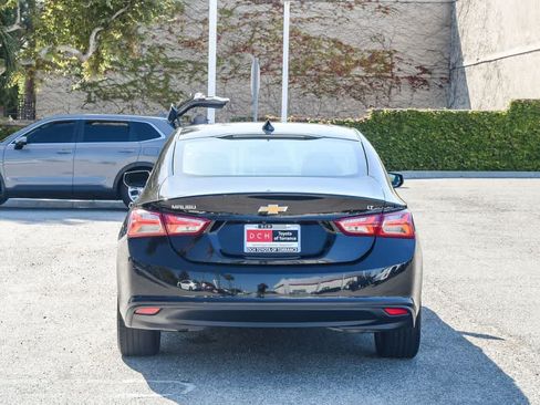 Used 2022 Chevrolet Malibu LT FWD image 8