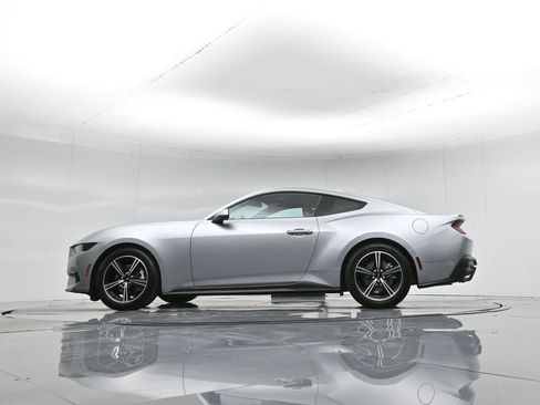 Used 2025 Ford Mustang Premium image 55