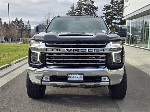 Used 2021 Chevrolet Silverado 2500 LTZ w/ LTZ Premium Package image 8