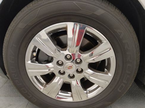 Used 2016 Cadillac SRX Luxury w/ Driver Awareness Package image 31