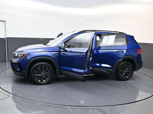 Used 2024 Volkswagen Taos S image 30