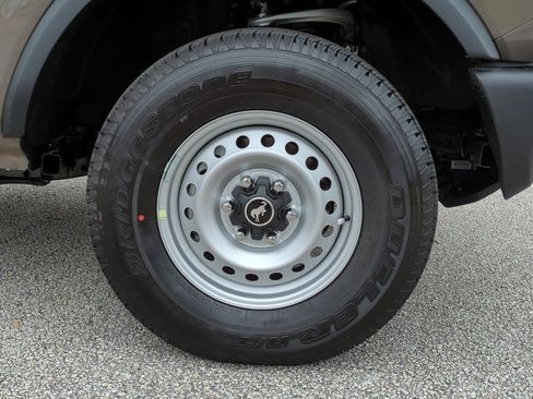 New 2026 Ford Bronco Base image 11