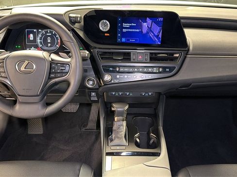 Certified 2024 Lexus ES 350 w/ Premium Package image 16