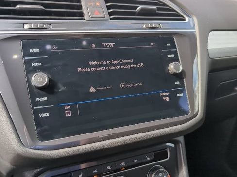 Used 2024 Volkswagen Tiguan S image 17