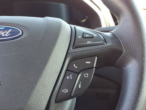 Used 2019 Ford Edge SE FWD image 23