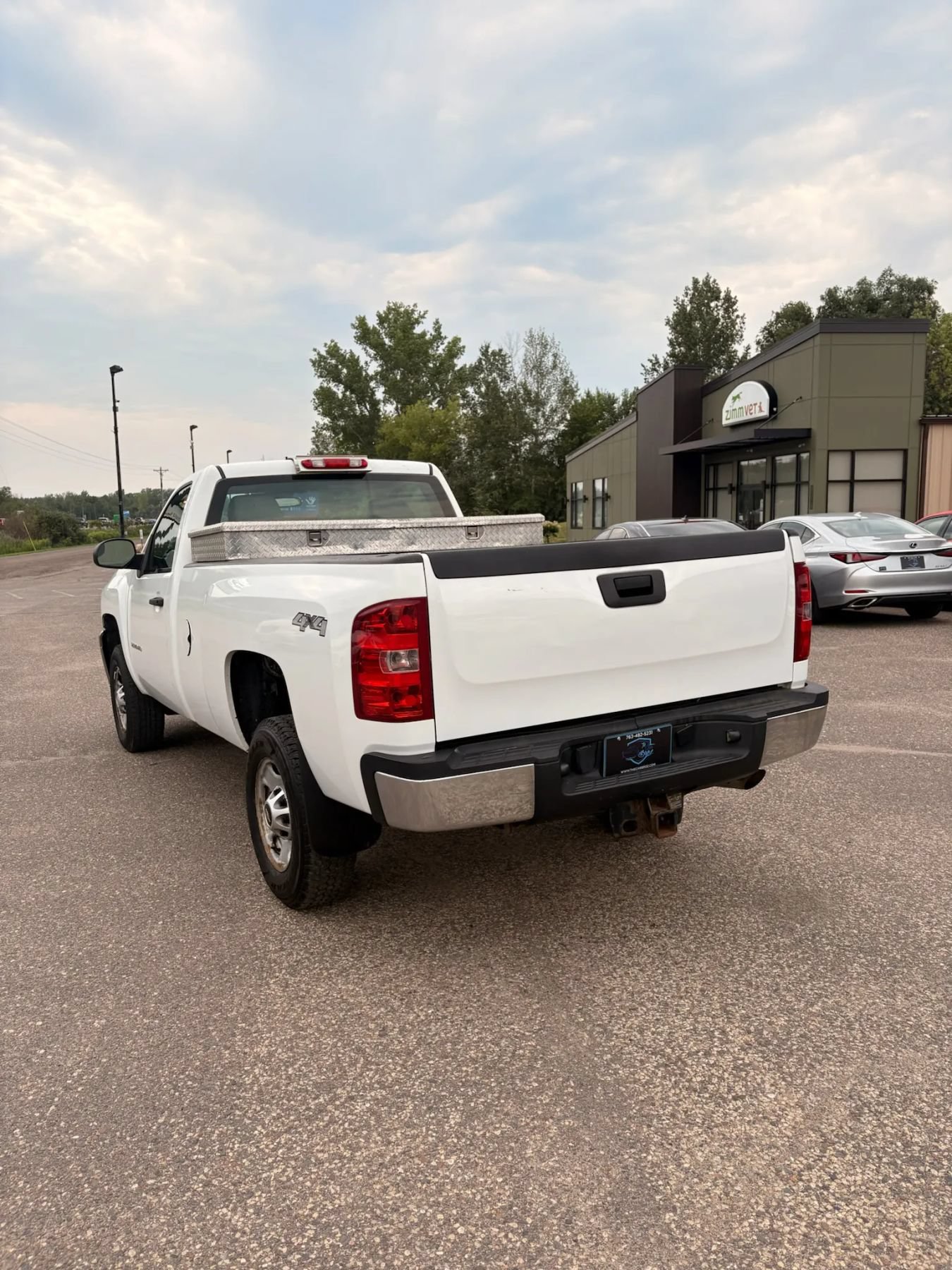 Used 2012 Chevrolet Silverado 2500 W/T w/ Snow Plow Prep Package AWD/4WD image 8