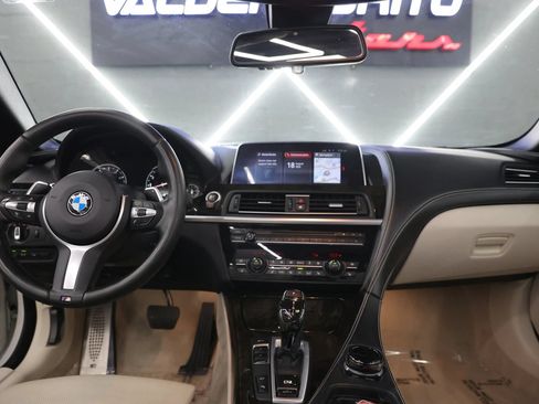 Used 2018 BMW 640i Convertible RWD image 30